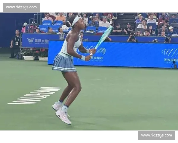 武网新后高芙:夺冠即开唱,球场外藏不住的才艺 武网新后高芙:夺冠即开唱,球场外藏不住的才艺